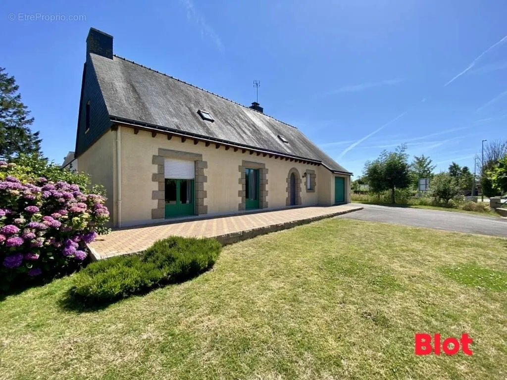Extérieur - Maison avec Jardin et Grenier à Boisgervilly