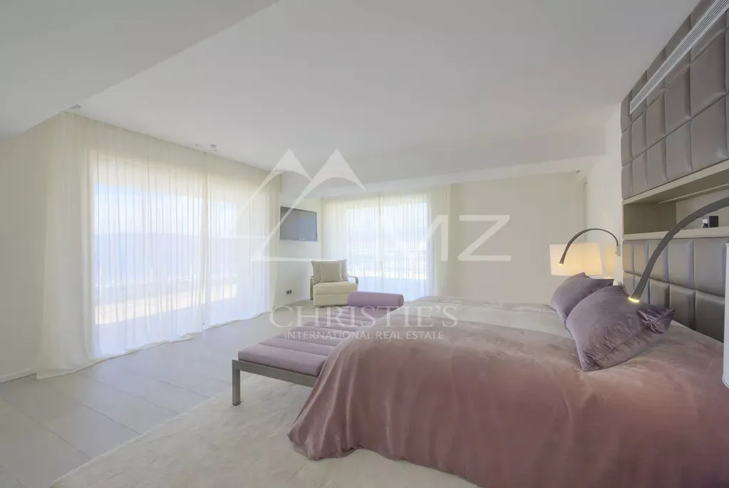 Chambres - Penthouse Unique avec Vue Panoramique sur la Croisette à Cannes