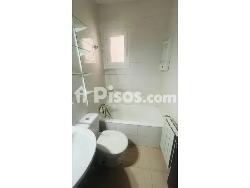 Vannitoad - Apartment with Terrace in Aluche, Madrid