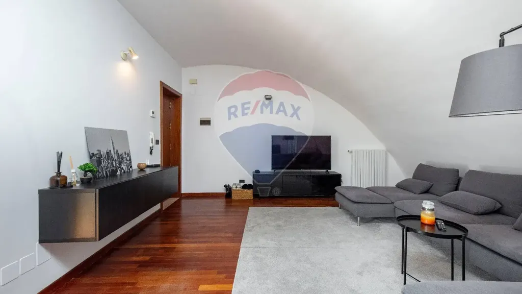 Séjour - Mansard Apartment in Historic Building, Enna