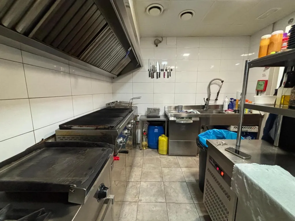 Kitchen - Bar-Restaurant with Terrace in Pinar de Jalón