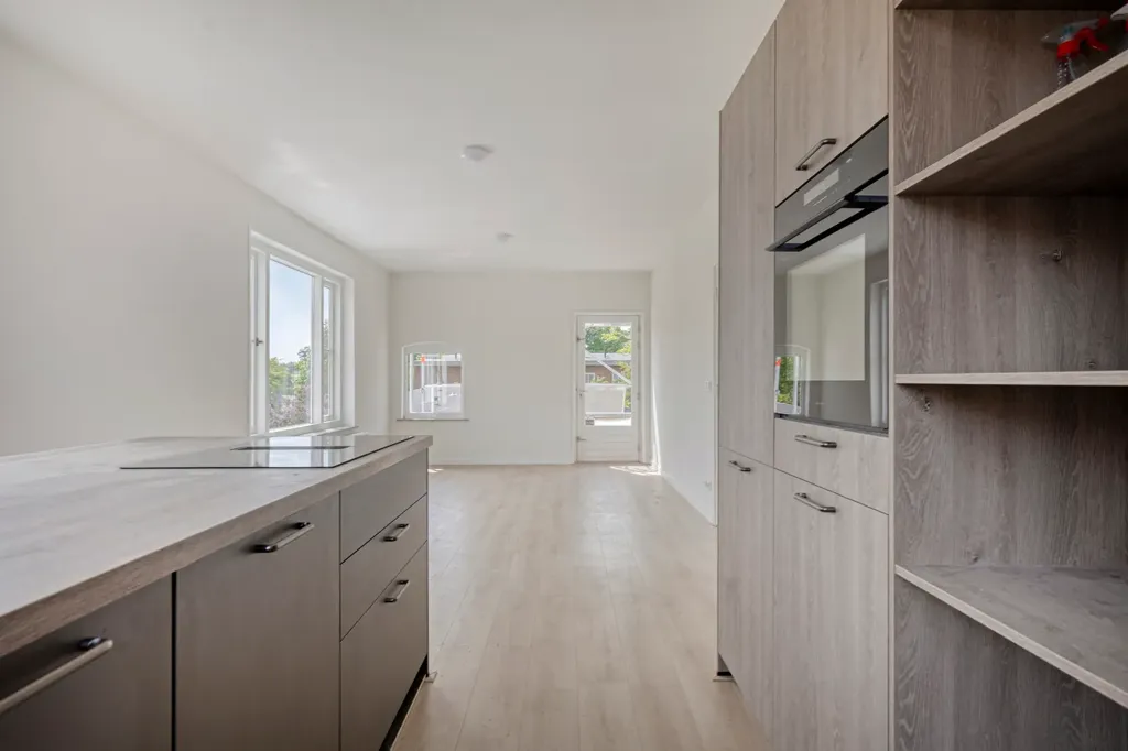 Cuisine - Modernised Penthouse with Balcony in Middelburg