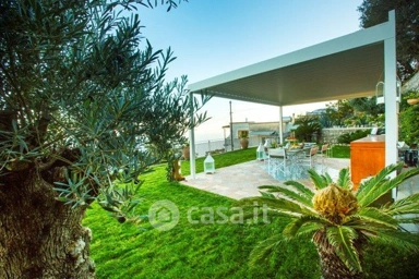 Garden - Rustic Villa with Sea View in Praiano