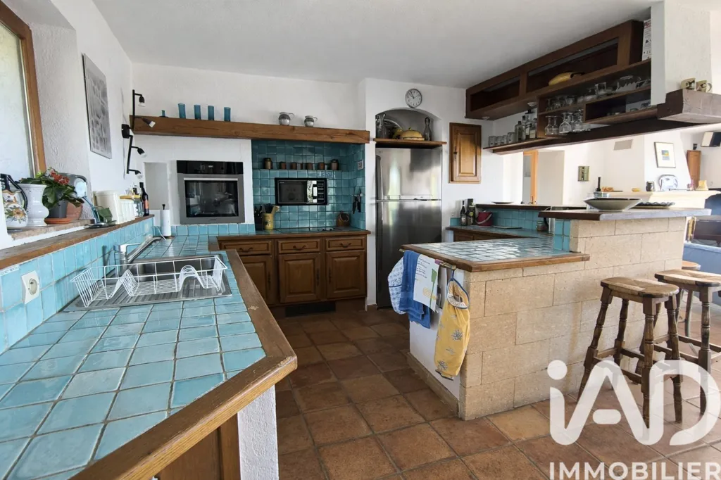 Cuisine - Villa avec Studio et Piscine à Callas