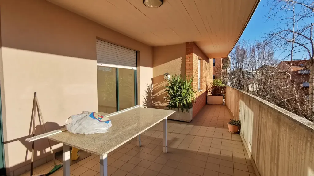 balcony
