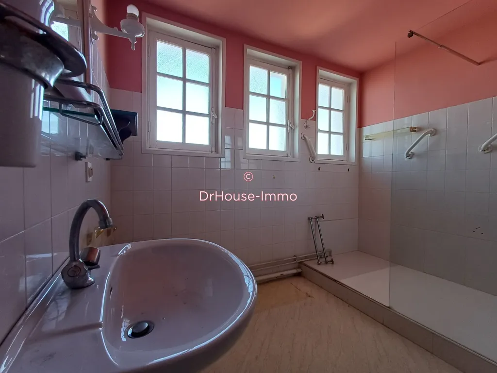 Salles de bain - Appartement Lumineux avec Balcon à Hendaye