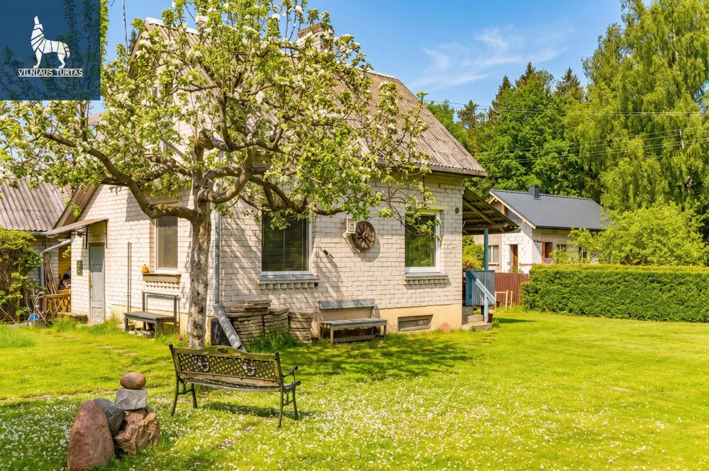 Aed - Cottage with Garden in Baronai, Vilnius District