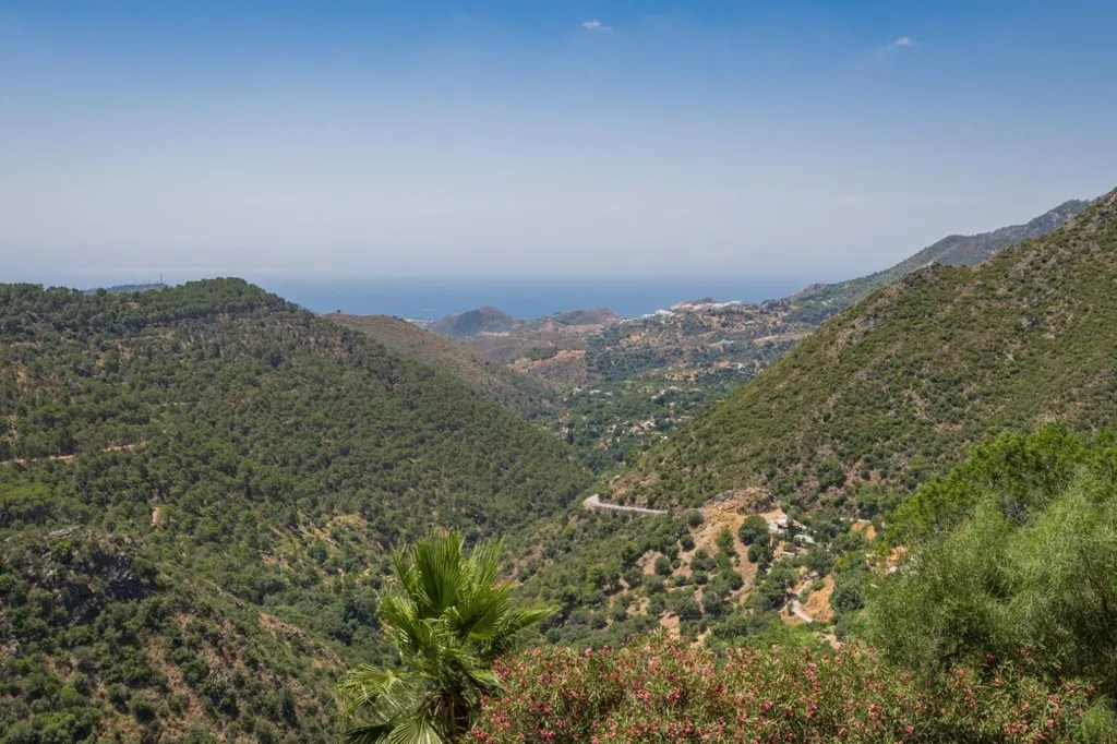 Mediterranean Villa with Private Helipad in Ojén