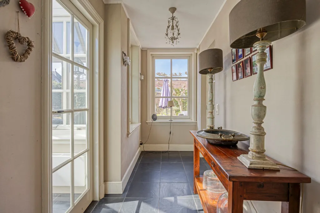 Esik - Detached House with Serre and Wine Cellar in Middenbeemster