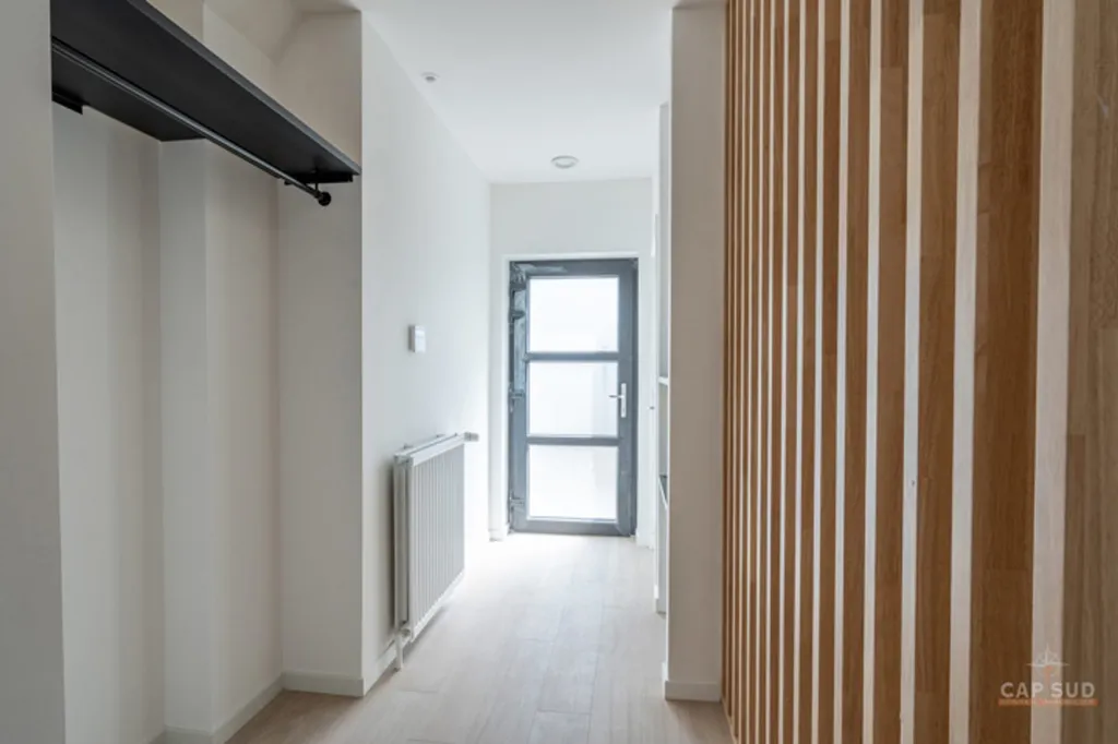 Hallway - Bright House with South Terrace in Waterloo