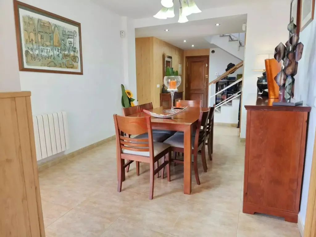 Salle à manger - Chalet with Sea View in Mas Pere
