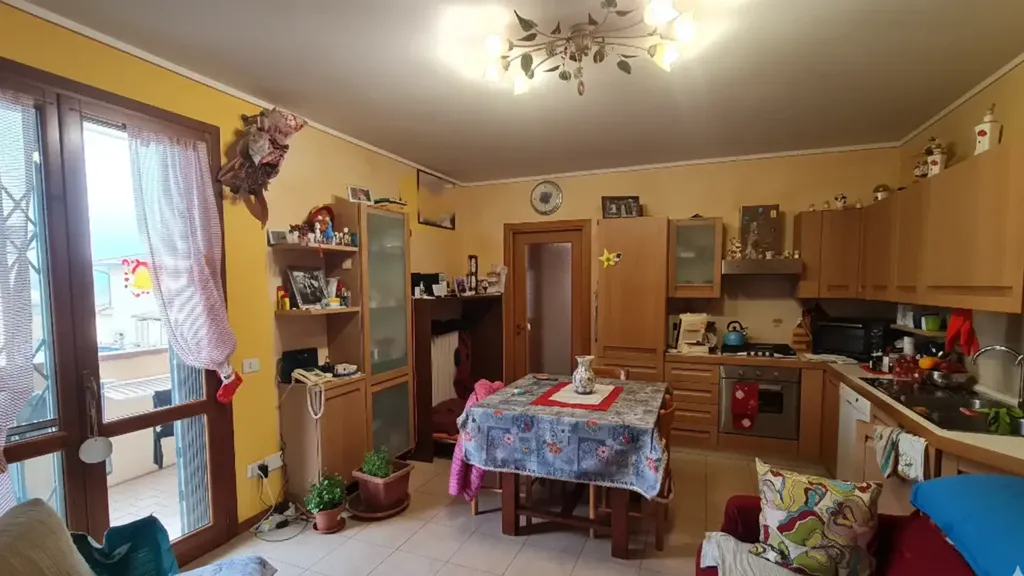 Salle à manger - Trilocale with Private Garden in Fucecchio