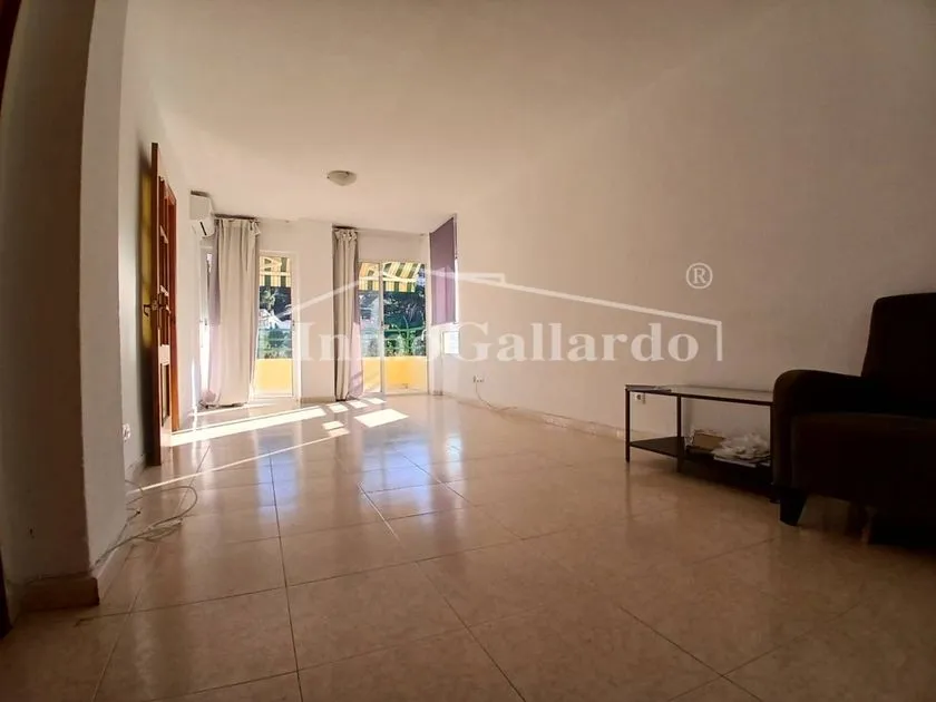 Soggiorno - Spacious Apartment with Terrace in Málaga Centre
