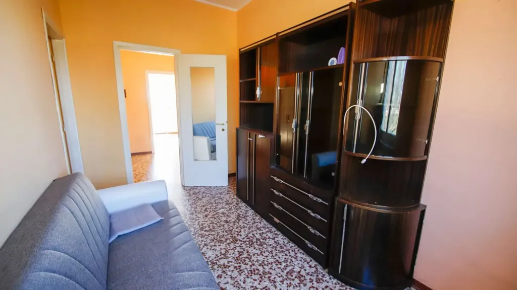 Esik - Bright Apartment with Mountain View in Montanaro