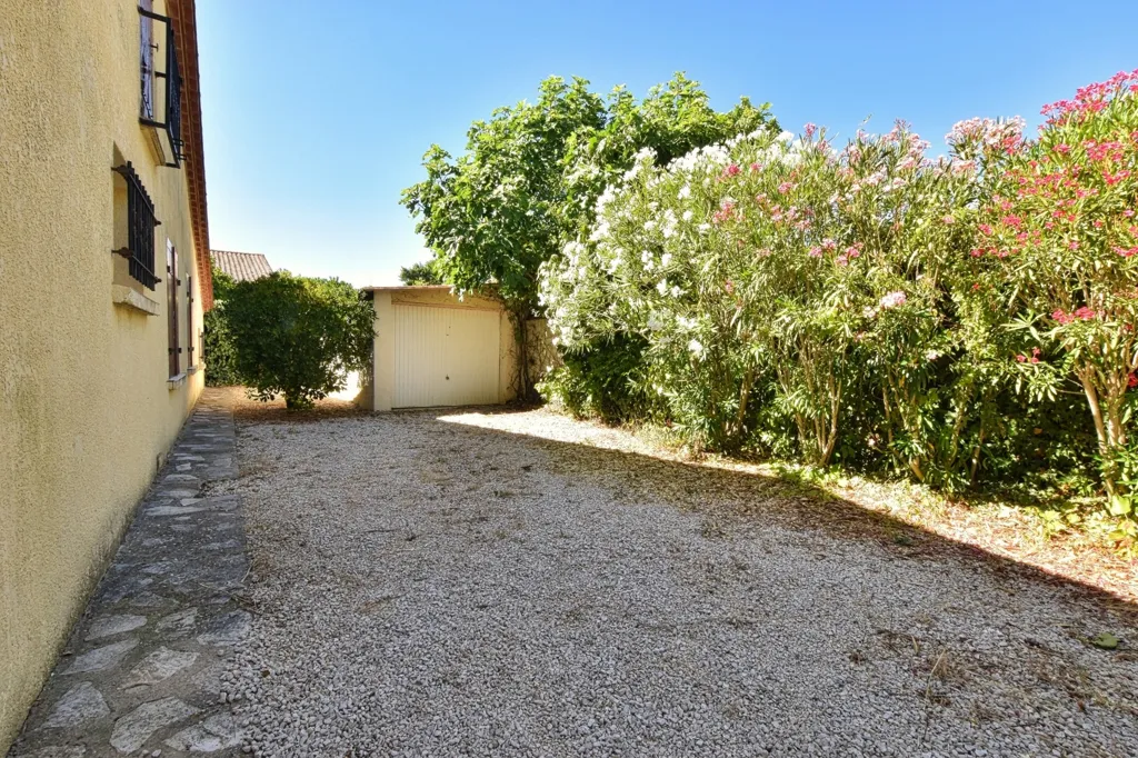 Välivaade - Ground Floor Villa with Garden near Gignac
