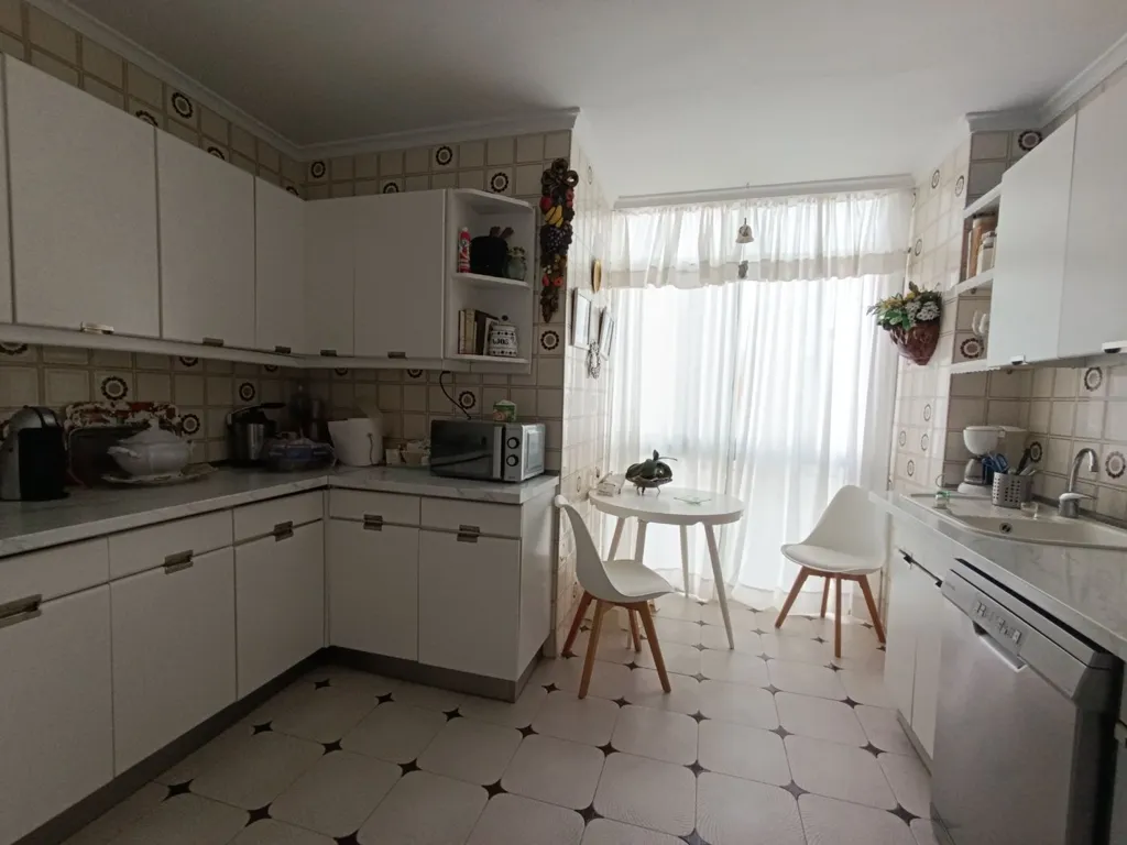 Cuisine - Fully Furnished Flat with Balcony in Centro-Calatrava