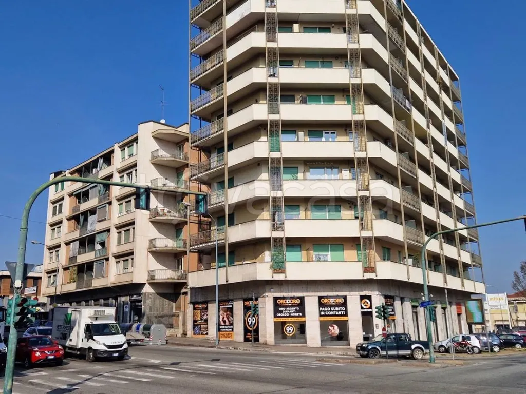 Extérieur - Apartment with Three Exposures in Turin