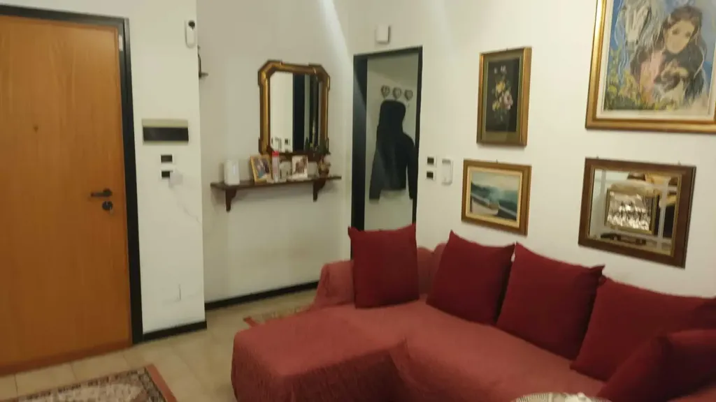 Living Room - Apartment with Garden in Pegli, Genoa