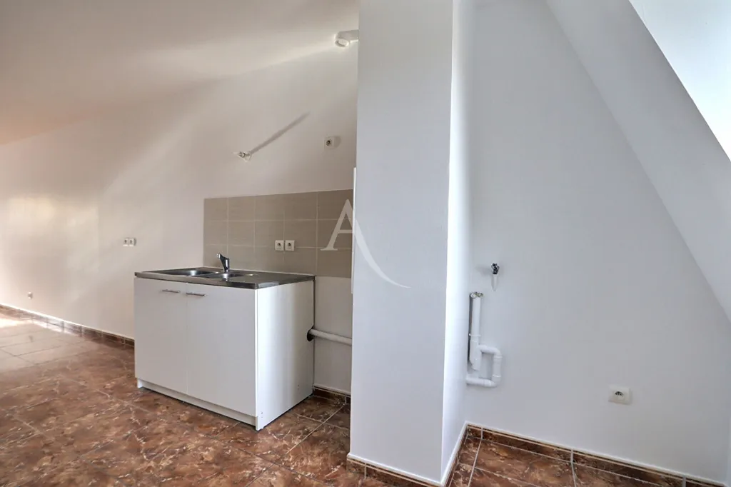 Cucina - Bright 2-Bedroom Apartment in Le Blanc-Mesnil