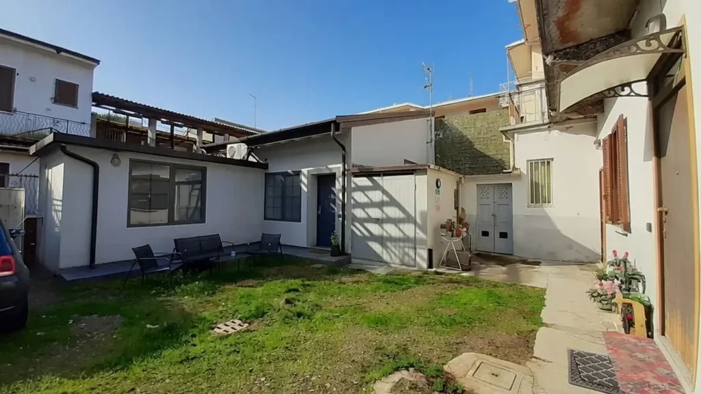 Jardin - Restored Apartment with Garden in Legnano