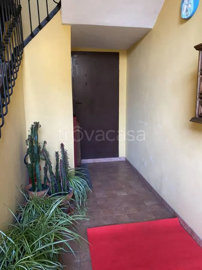 Entrée - Apartment with Balcony in Torino via Bessanese