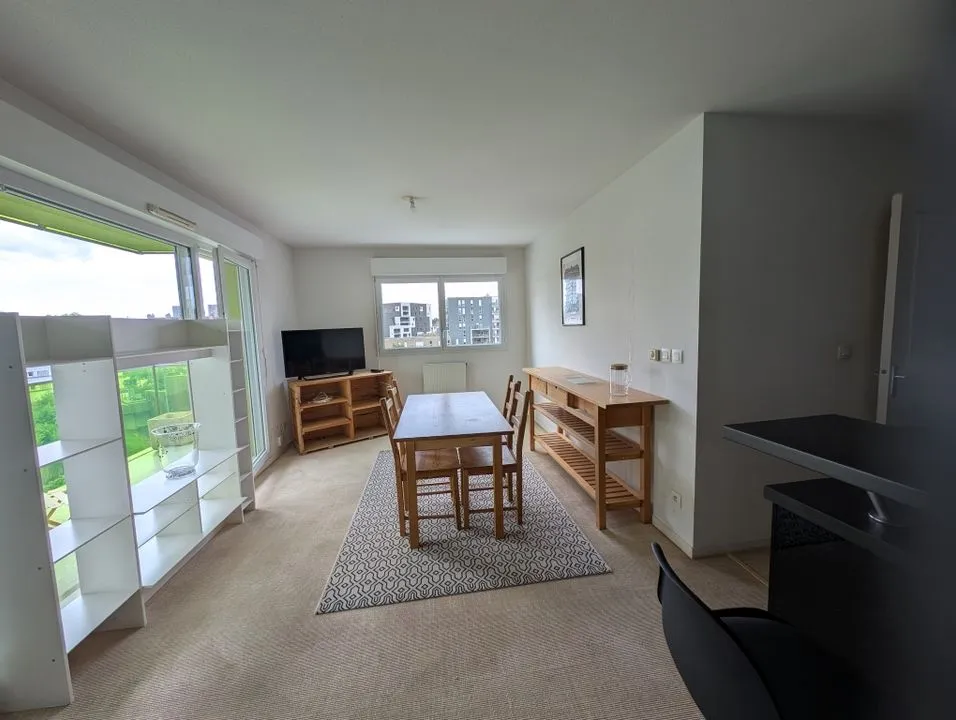 Séjour - Appartement T3 avec Balcon à Nantes