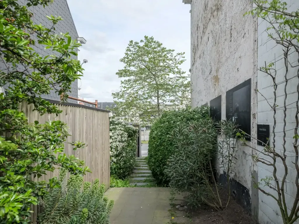 Giardino - Loft-Style Commercial Space near Gent Centre