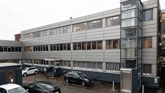 Välivaade - Modern Office with Glass Partitions in Albertslund
