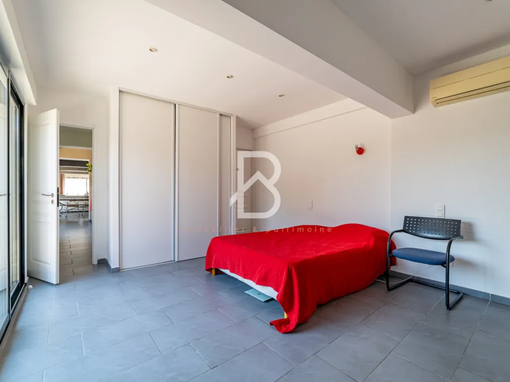 Chambres - Mas avec Terrain de 7 000 m² près de Montpellier