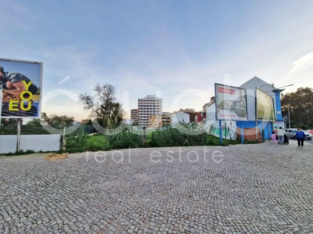 Aed - Development Land in Setúbal City Centre