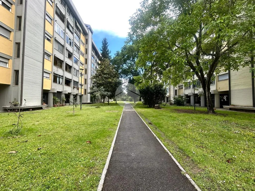 Jardin - Four-Bedroom Apartment with Balcony in Florence