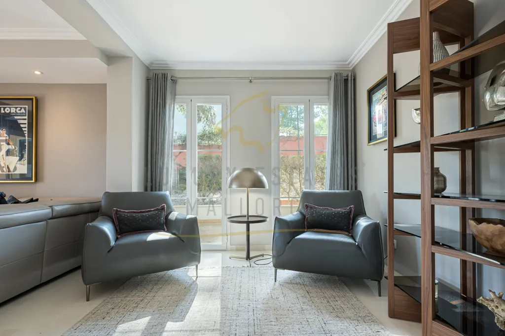 Elutuba - Ground-floor Apartment with Garden in Bendinat