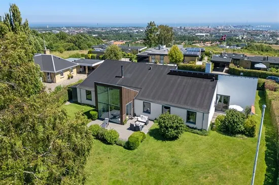 Maison 8 pièces à Frederikshavn