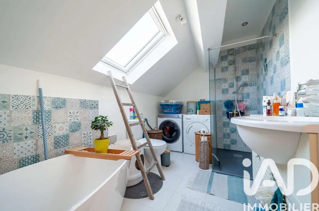 Bagni - Duplex Apartment with Parking in Moissy-Cramayel