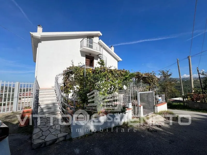 Välivaade - Apartment with Sea View in Laureana Cilento