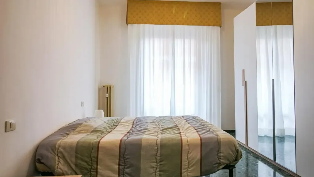 Chambres - Rented Apartment with Balcony in Pisa