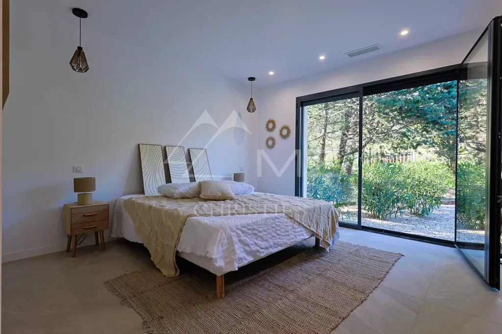 Chambres - Villa Nouvelle avec Piscine dans le Massif des Maures