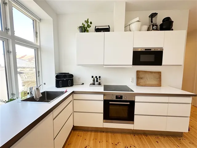 Cuisine - Apartment with Boulevard Views in Aalborg