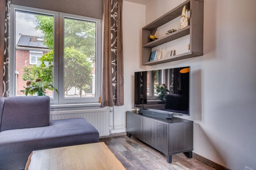 Séjour - Modernised Two-Storey House with Garden in Reuver