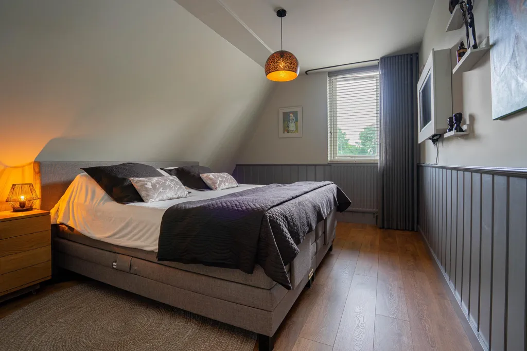 Magamistoad - Linked Semi-detached House with Serre in Helmond