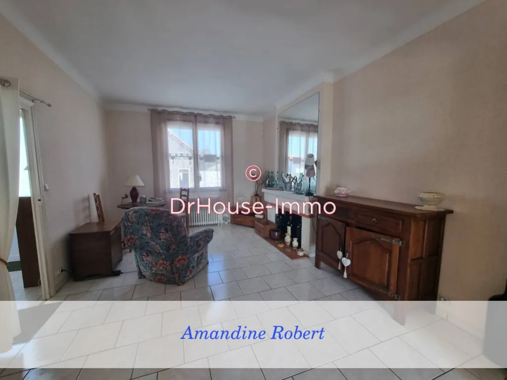 Séjour - Maison avec cheminée et jardin à Bergerac