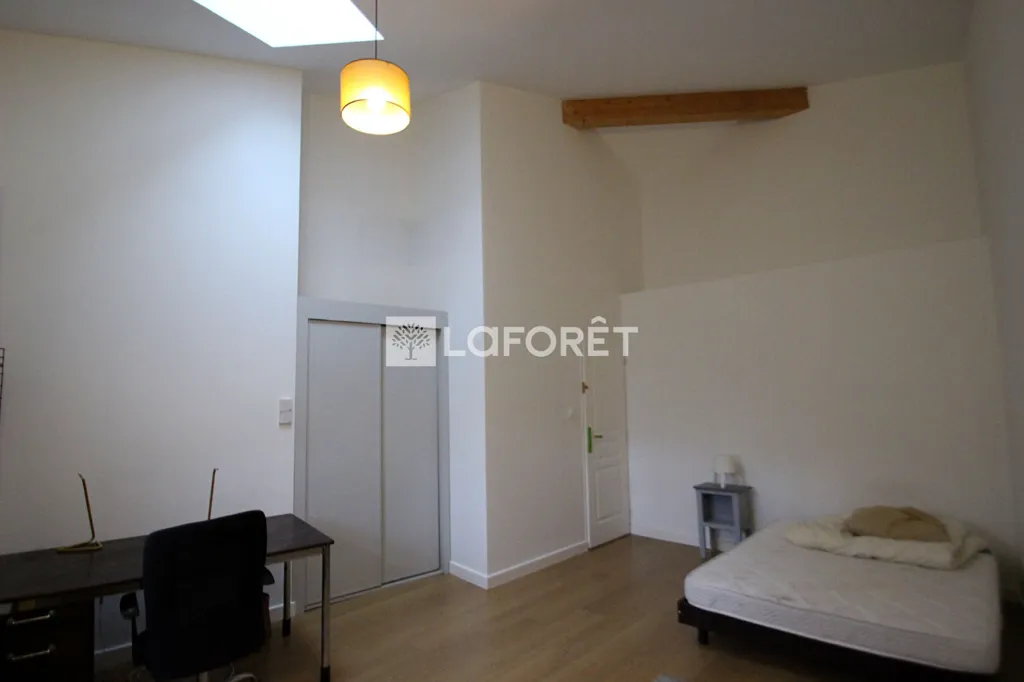 Chambres - Appartement Meublé 1 Pièce à Oullins