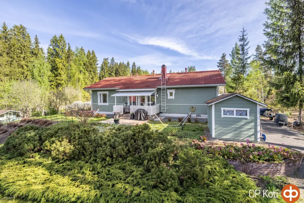 Extérieur - Detached House with Sauna on Large Plot in Suburb