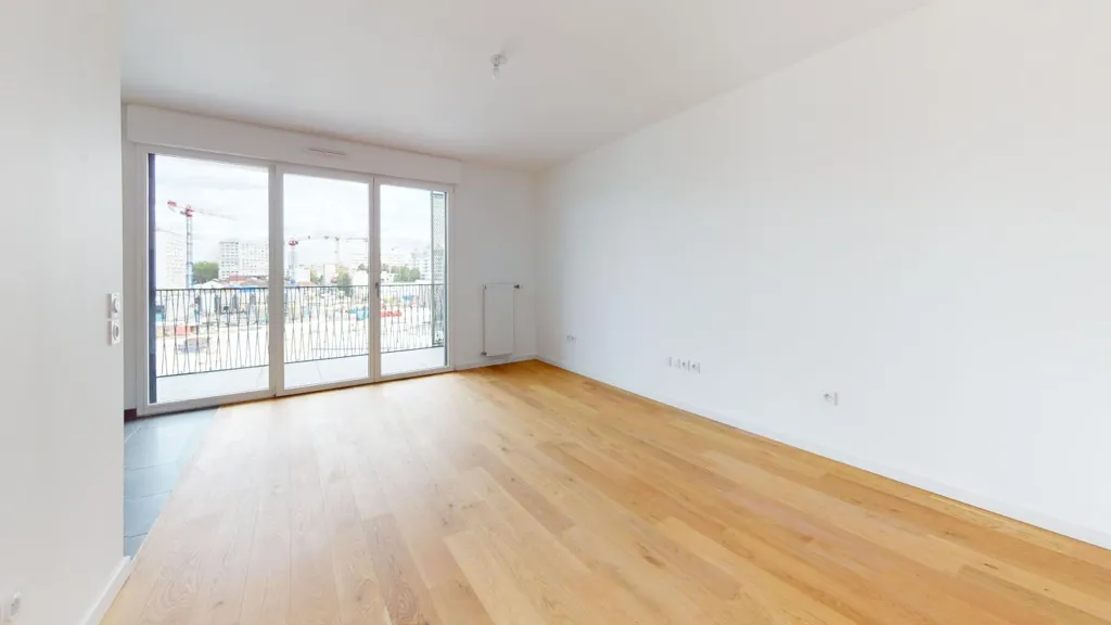 Stanze - 3-Bed Flat with Balcony in Clichy