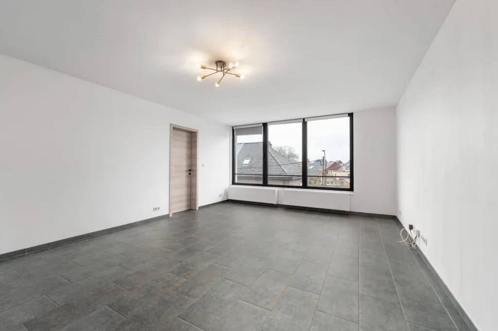 Toad - Move-in Ready Apartment with East Frontage in Buggenhout