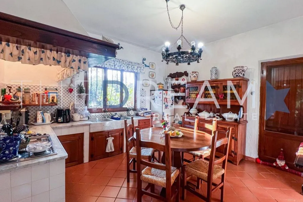 Cuisine - Detached Villa with Private Garden in Forte dei Marmi