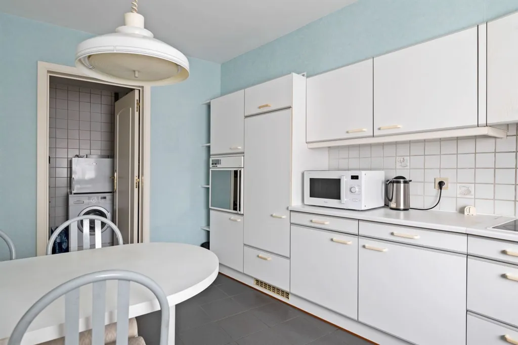 Cuisine - Appartement Spacieux avec Terrasse à Deurne