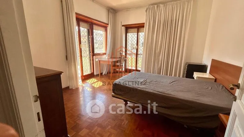 Magamistoad - Spacious Apartment with Balconies in Latina