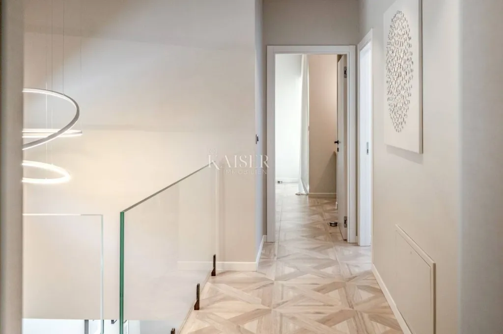Esik - Luxury Villa with Pool in Mošćenička Draga