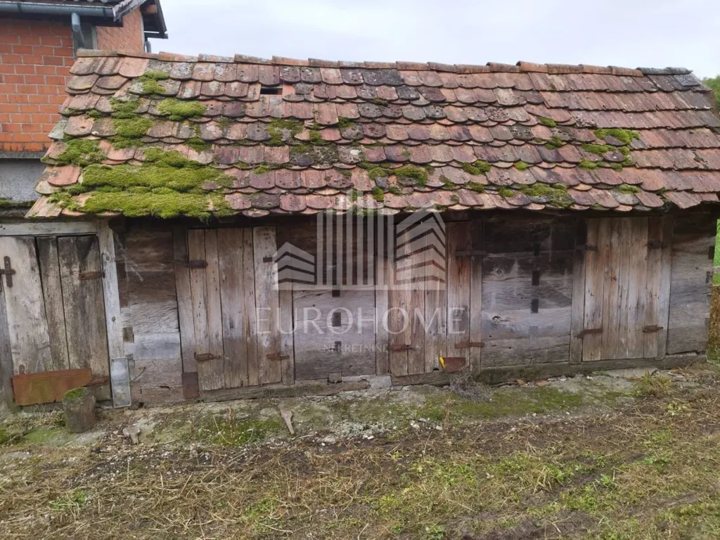 Välivaade - Adaptable House with Outbuildings in Sesvete